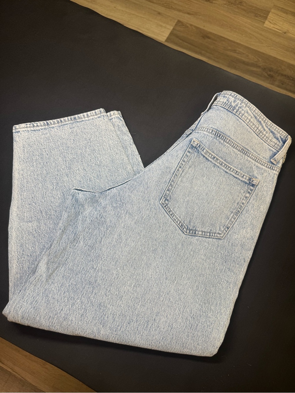 No Boundaries Light Blue Barrel Style Women’s Jeans